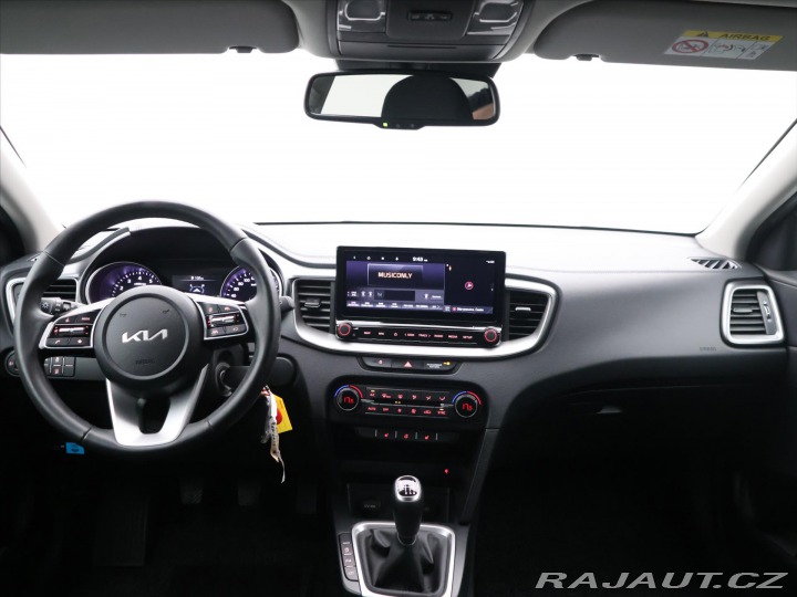 Kia Ceed 1,5 T-GDI 117kW DPH CZ 2022