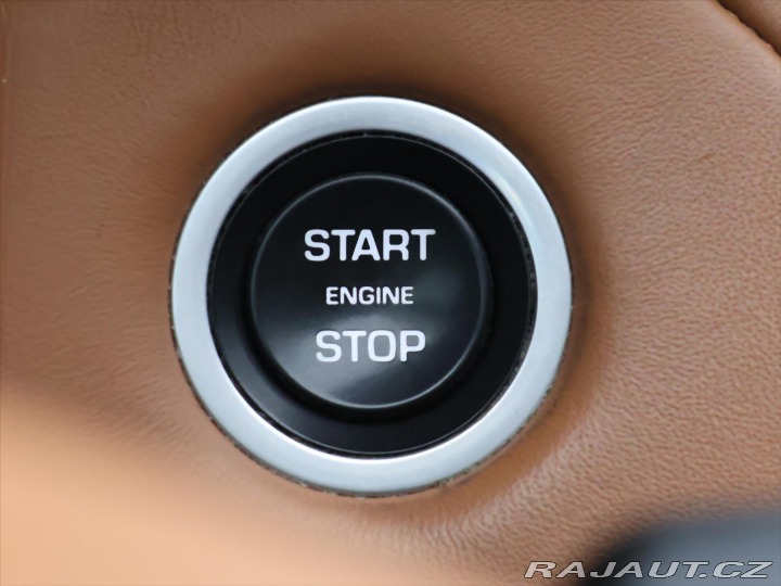 Land Rover Range Rover Velar 3,0 D300 S 221kW AUT LED 2019