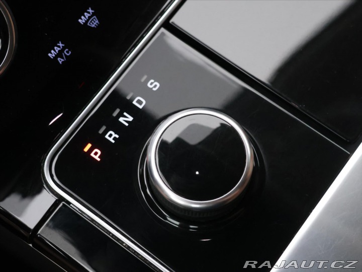 Land Rover Range Rover Velar 3,0 D300 S 221kW AUT CZ 2019