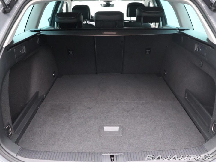 Volkswagen Passat Variant 2.0 TDI 147kW 4MO 2023