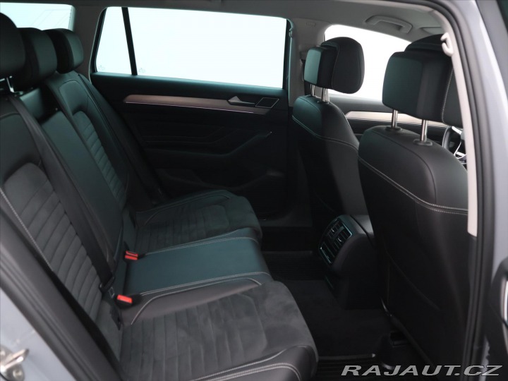 Volkswagen Passat Variant 2.0 TDI 147kW 4MO 2023