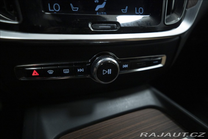 Volvo V60 2,0 D4 AWD CROSS COUNTRY 2019