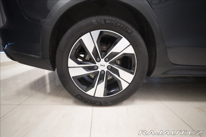 Volvo V60 2,0 D4 AWD CROSS COUNTRY 2019
