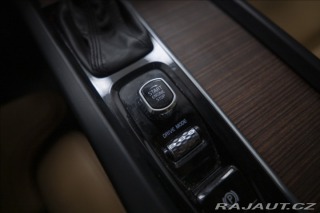 Volvo V60 2,0 D4 AWD CROSS COUNTRY 2019