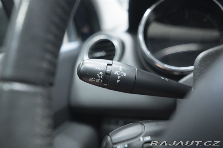 Peugeot 5008 2,0 HDI NAVIGACE TAŽNÉ 7 2014