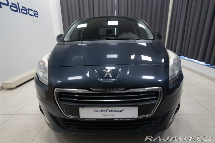 Peugeot 5008 2,0 HDI NAVIGACE TAŽNÉ 7 2014