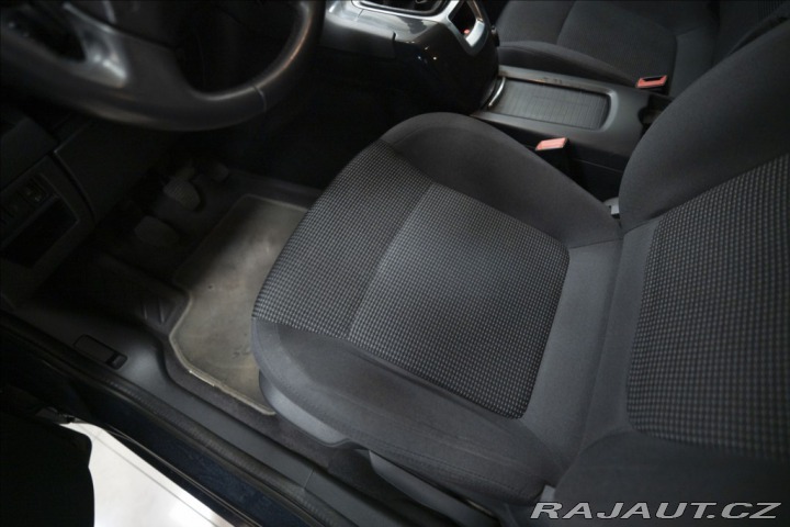 Peugeot 5008 2,0 HDI NAVIGACE TAŽNÉ 7 2014