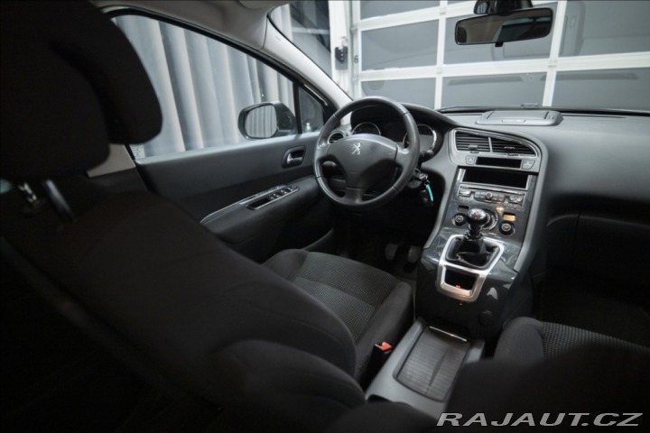 Peugeot 5008 2,0 HDI NAVIGACE TAŽNÉ 7 2014