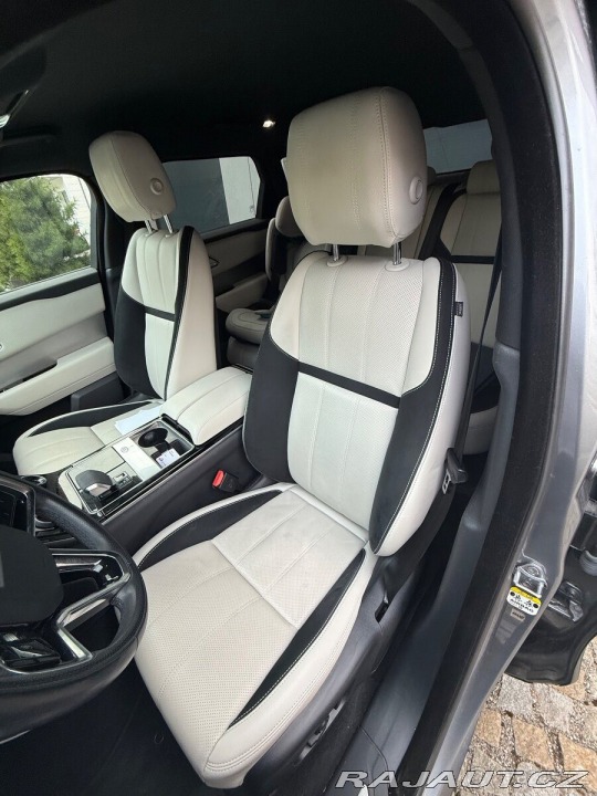 Land Rover Range Rover Velar  1800