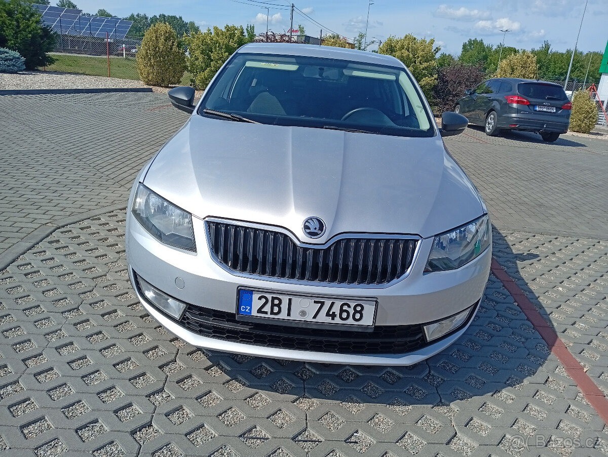 Škoda Octavia 1,8   3 šestirychlostní -