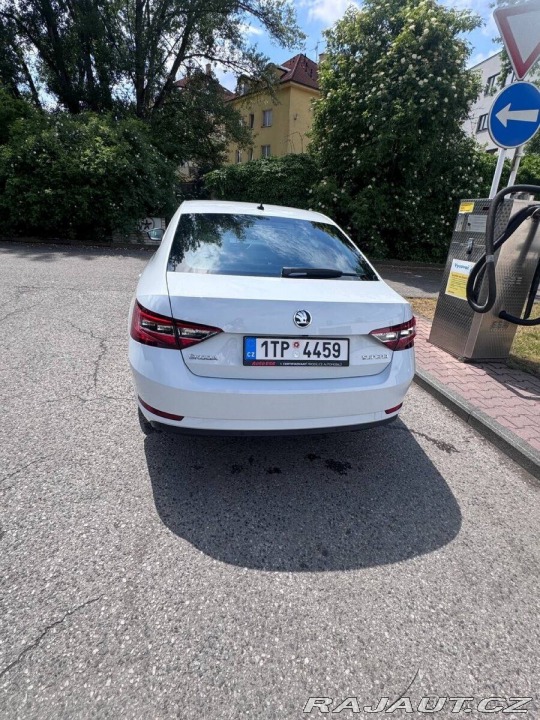 Škoda Superb 2,0 3 2017