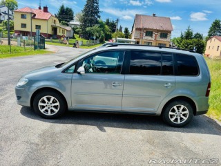Volkswagen Touran 2,0   TDI 103kw DSG rv.20 2010