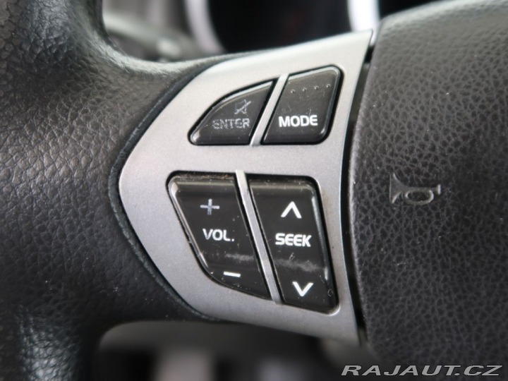 Suzuki Grand Vitara 1.9DDiS,4x4,95kW,CZ,1Maj 2006