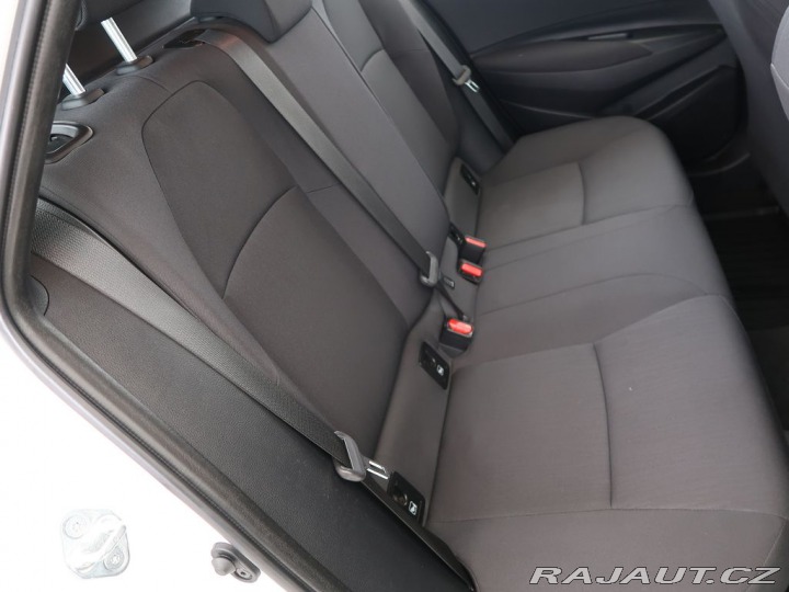 Toyota Corolla 1.8Hybrid,CZ,1Maj,ActiveB 2020