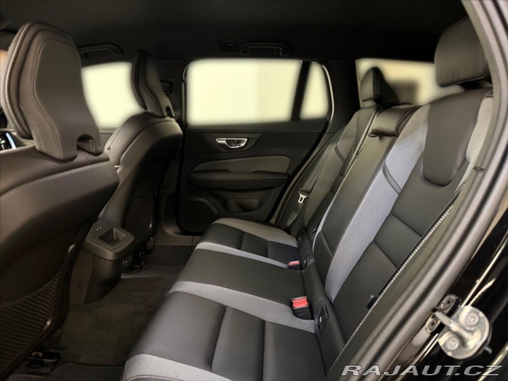 Volvo V60 2,0 V60 B4 Plus Dark 028 2026