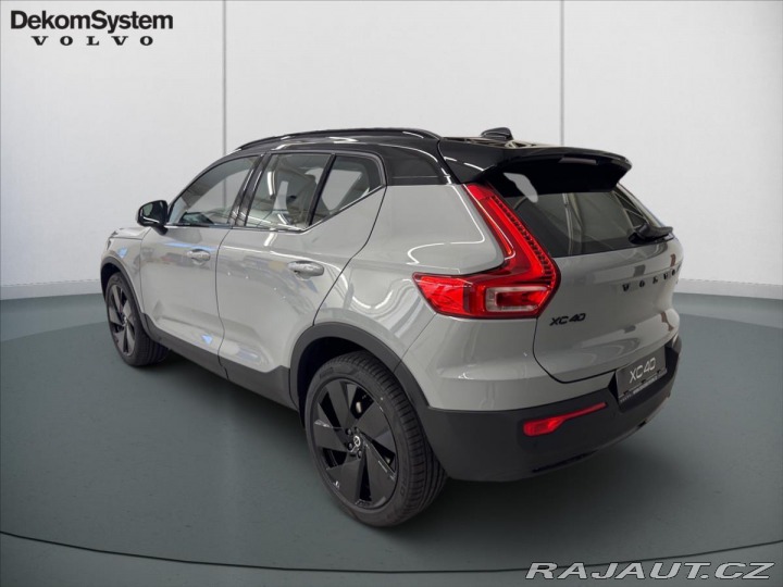 Volvo XC40 2,0 XC40 B3 Black Edition 2026