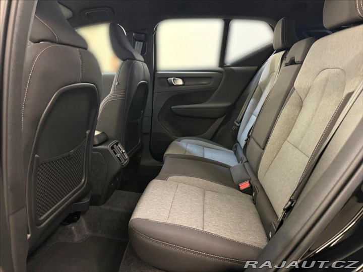 Volvo XC40 2,0 XC40 B3 Black Edition 2026
