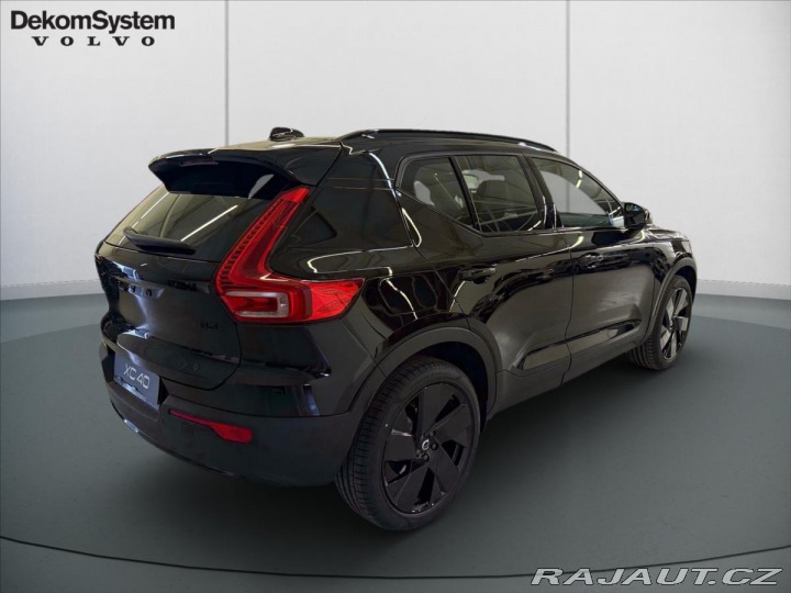 Volvo XC40 2,0 XC40 B3 Black Edition 2026