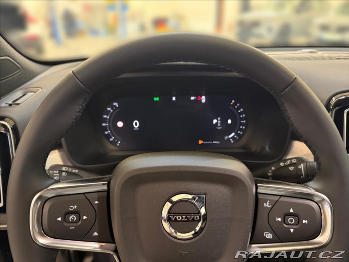 Volvo XC40 2,0 XC40 B3 Black Edition 2026