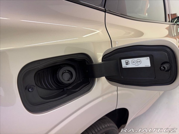 Volvo XC60 2,0 XC60 B5 Plus Dark 33 2026