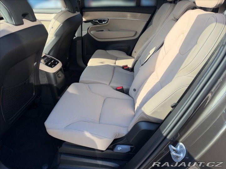 Volvo XC90 2,0 XC90 T8 Plus Dark  23 2026