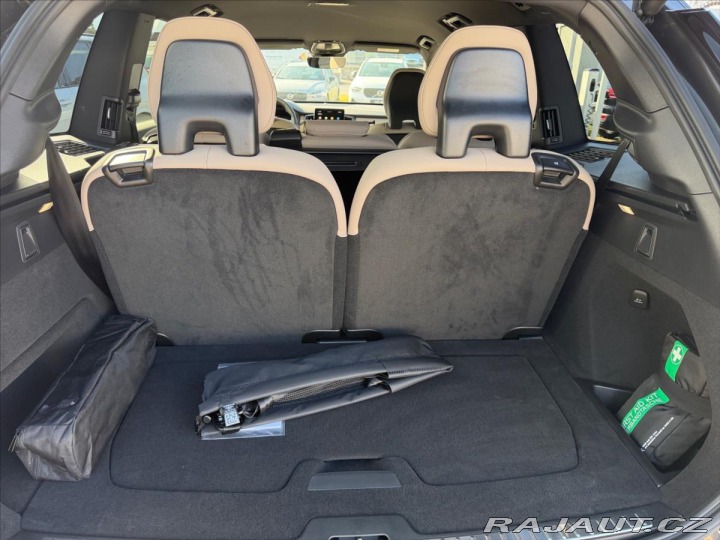 Volvo XC90 2,0 XC90 T8 Plus Dark  23 2026