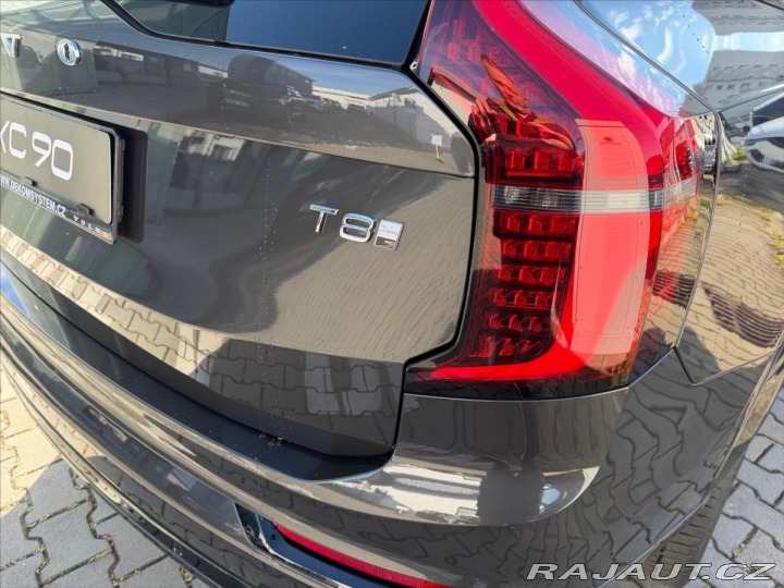 Volvo XC90 2,0 XC90 T8 Plus Dark  23 2026