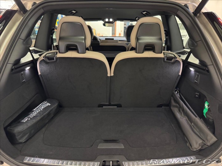 Volvo XC90 2,0 Akční cena  Plus Dark 2025