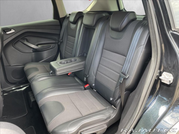 Ford Kuga 2,0 TDCi Titanium*REZERVA 2015