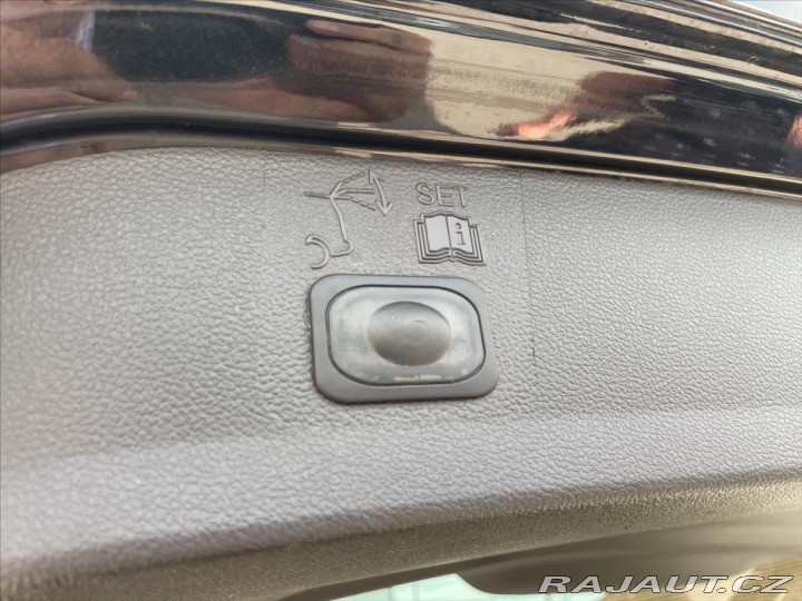 Ford Kuga 2,0 TDCi Titanium*REZERVA 2015