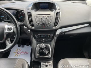 Ford Kuga 2,0 TDCi Titanium*Navi*Vy 2015