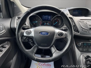 Ford Kuga 2,0 TDCi Titanium*Navi*Vy 2015