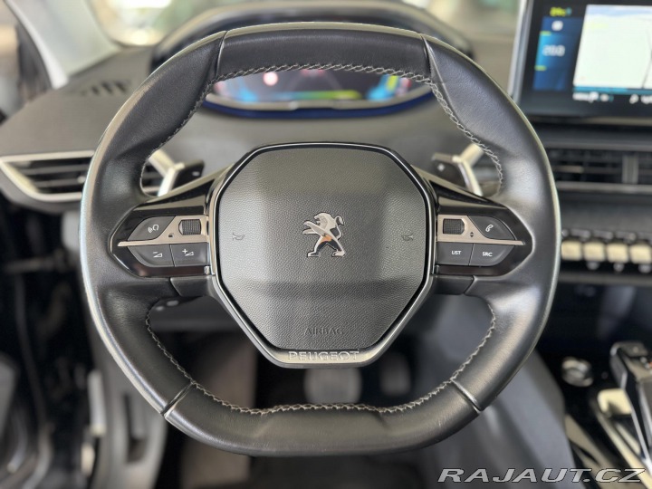 Peugeot 3008 Hybrid 225*AT8*REZERVACE! 2022