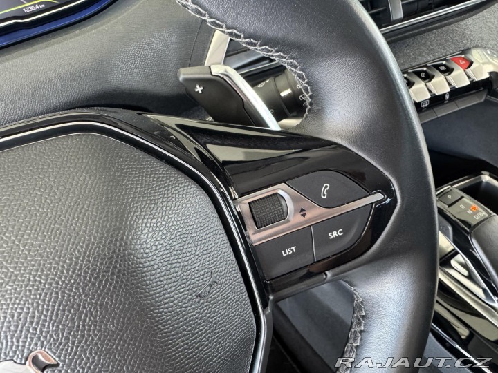 Peugeot 3008 Hybrid 225*AT8*REZERVACE! 2022