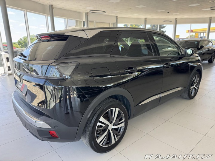 Peugeot 3008 Hybrid 225*AT8*REZERVACE! 2022