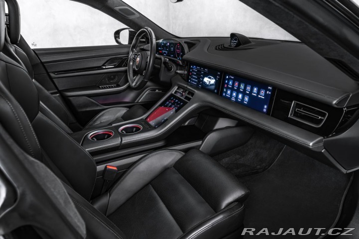 Porsche Taycan Turbo S Keramiky Pano 360 2020