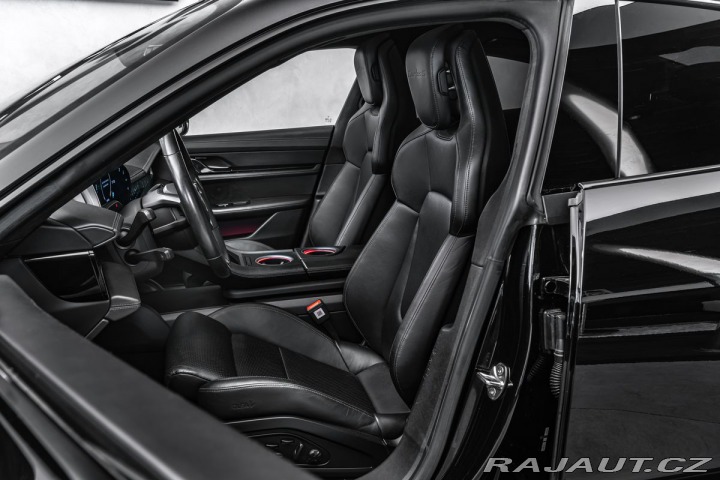 Porsche Taycan Turbo S Keramiky Pano 360 2020
