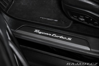 Porsche Taycan Turbo S Keramiky Pano 360 2020