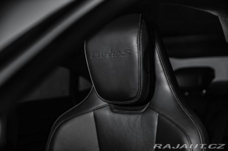 Porsche Taycan Turbo S Keramiky Pano 360 2020