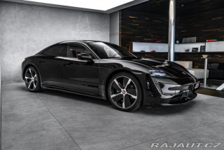 Porsche Taycan Turbo S Keramiky Pano 360 2020