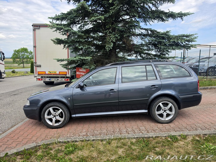 Škoda Octavia Tour I 1.6 MPi LPG 75 KW 2010