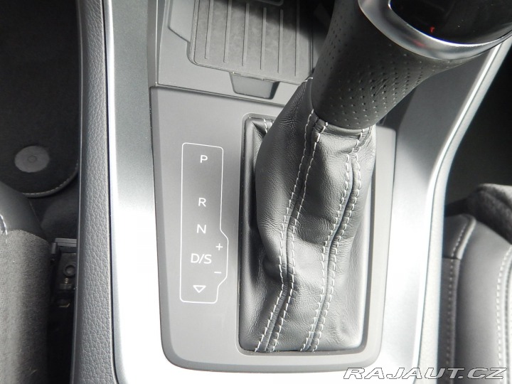 Audi Q3 S-LINE 1.5 TFSI, ČR, DSG 2021