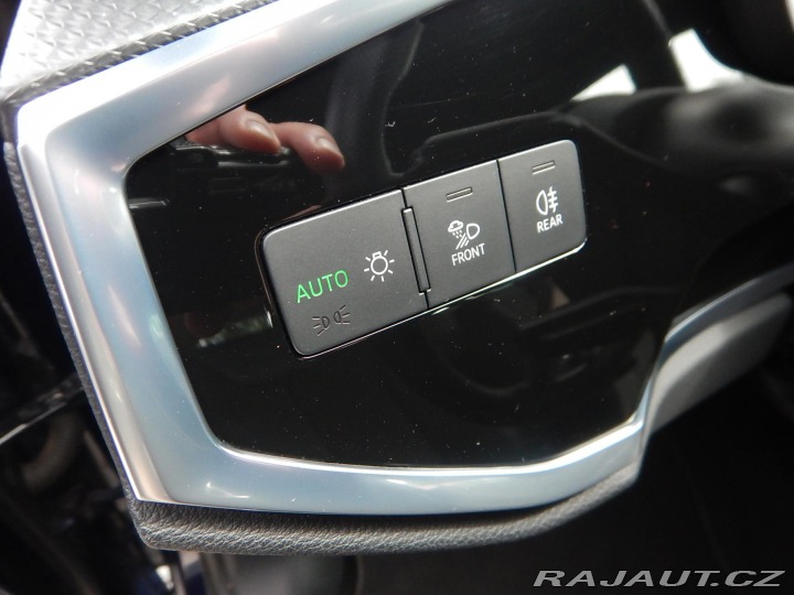 Audi Q3 S-LINE 1.5 TFSI, ČR, DSG 2021