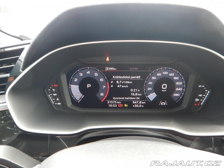 Audi Q3 S-LINE 1.5 TFSI, ČR, DSG 2021