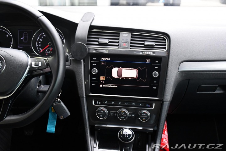 Volkswagen Golf 1.6TDi NAVI CARPLAY 2xALU 2018