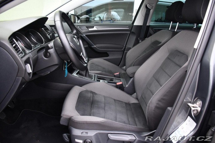 Volkswagen Golf 1.6TDi NAVI CARPLAY 2xALU 2018
