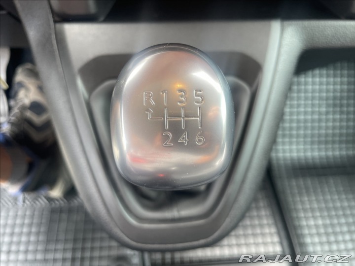 Citroën SpaceTourer 2,0 BHDi 110kw Tažné 9mis 2020