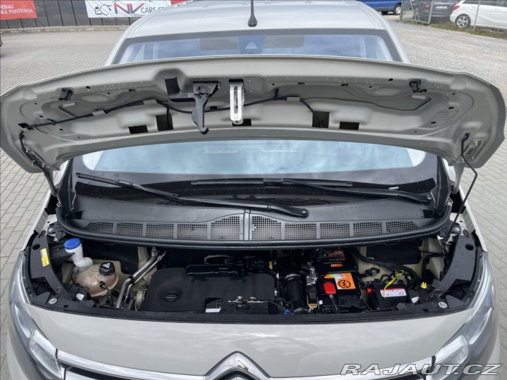 Citroën SpaceTourer 2,0 BHDi 110kw Tažné 9mis 2020