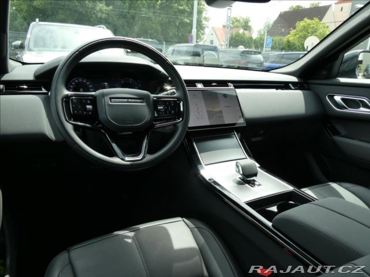 Land Rover Range Rover Velar 2,0 D200 S 1Maj. ČR, DPH 2025