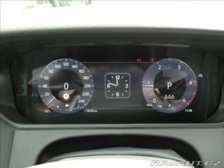 Land Rover Range Rover Velar 2,0 D200 S 1Maj. ČR, DPH 2025
